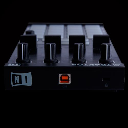 Native Instruments Traktor Kontrol F1