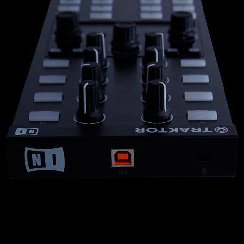 Native Instruments Traktor Kontrol X1 mkII
