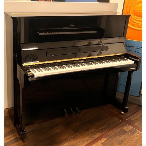 W.Hoffmann  V-126 Klavier schwarz poliert Showroom Instrument