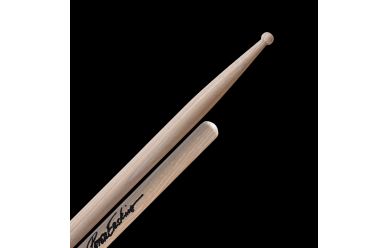 Vic Firth Hickory Drumsticks Peter Erskine, Wood Tip 