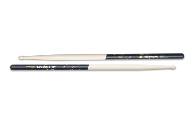 Zildjian Hickory Drumsticks 5A Black Dip, Wood Tip